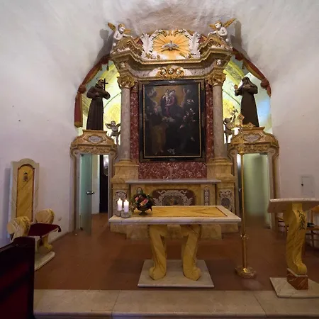 Convento San Bernardino Hotel *