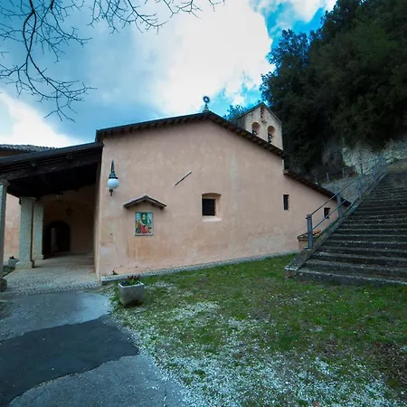 Convento San Bernardino * Montefranco