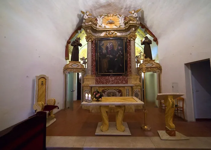 Convento San Bernardino Hotel *