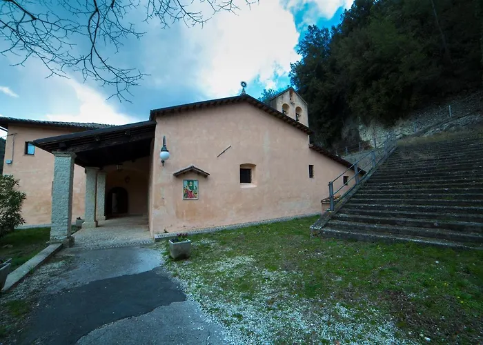 Convento San Bernardino * Montefranco