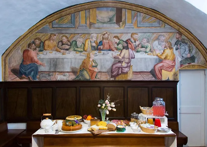 Convento San Bernardino Hotel *